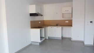  Appartement à louer 2 pièces 43 m²