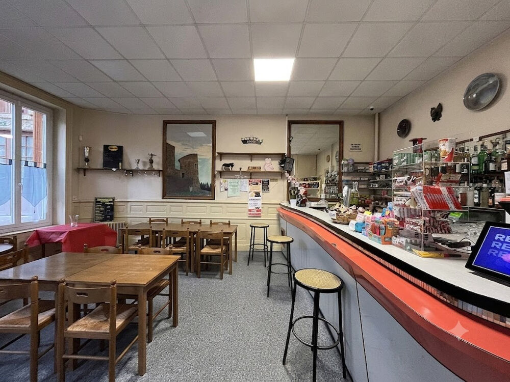 Vente Immeuble Immeuble de 270 m² avec local commercial Balbigny