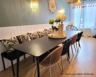 Vente Maison DINARD, MARCHÉ :Élégante maison rénovée – 4 chambres en suite, garage et 2 stationnements. Plages et commerces à pied Dinard