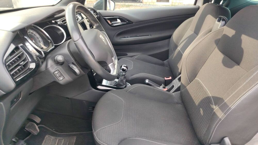 DS3 1.2 PureTech 82 So Chic 2017 occasion 79000 Niort