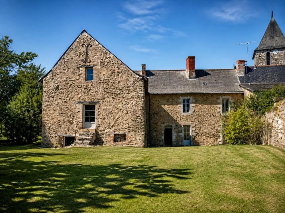 Vente Maison Maison de 7 pièces de 260 m² à Miré Mire
