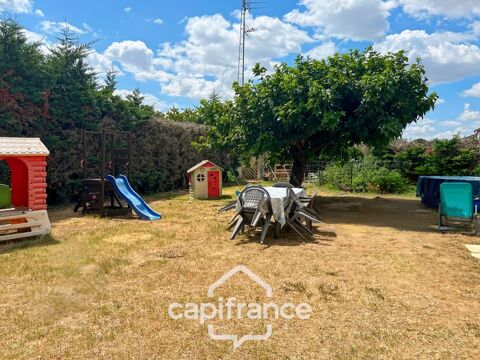   Maison de 3 chambres avec joli extrieur, proche des commodits  Espalais Maison - 4 pice(s) - 100 m