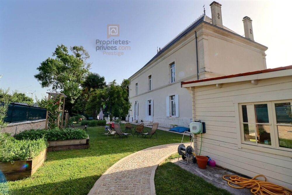 � vendre  Propri�t�/ch�teau Villeneuve-la-Comtesse (17330)