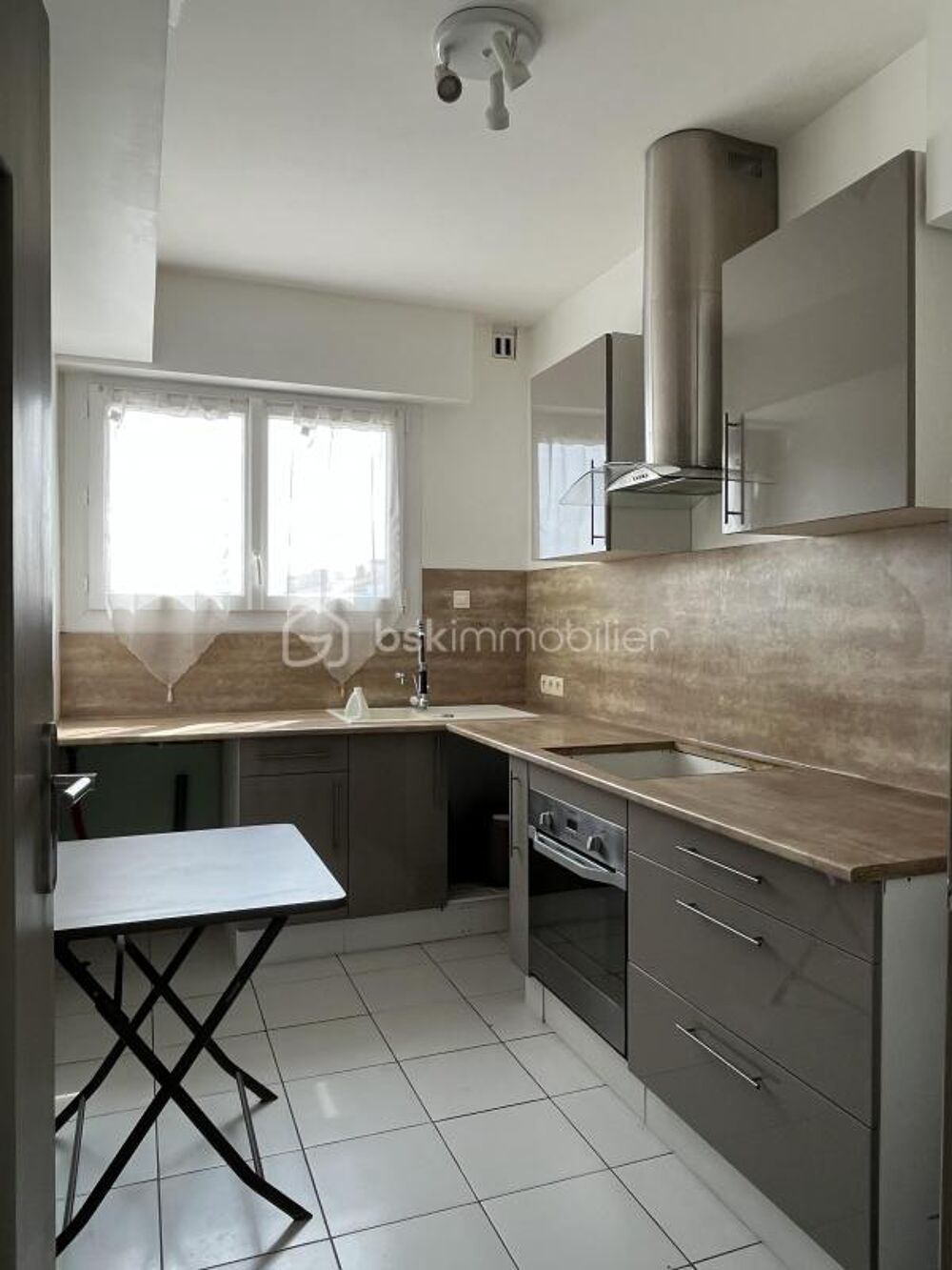 Vente Appartement Appartement 69 m2 - Plein centre et 2mn de la plage Royan