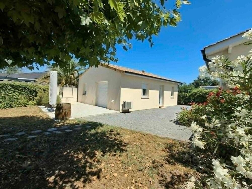Maison de plain-pied récente 2020 avec jardin sans vis-à-vis, dépendance, carport et possibilité d'extension
