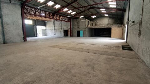 Local professionnel 650 M2 avec hangar et maison d'habitation - 1 heure de Nancy 172500 55130 Gondrecourt le chateau