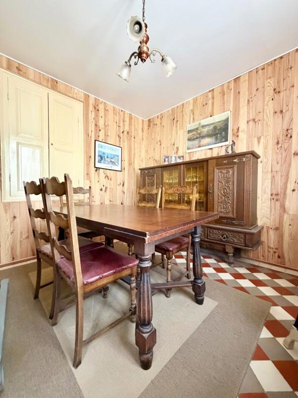 Vente Maison Fougeré - Maison - 106m² - T4 + Bureau + dépendances Bauge en anjou