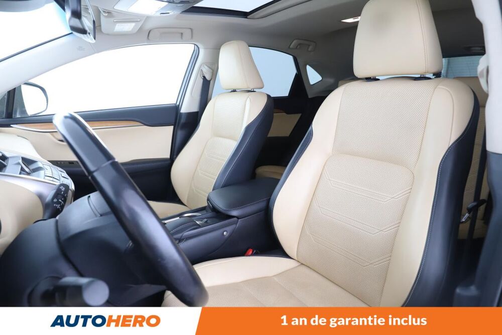 NX 300h Executive 4WD 197 ch 2015 occasion 92130 Issy-les-Moulineaux