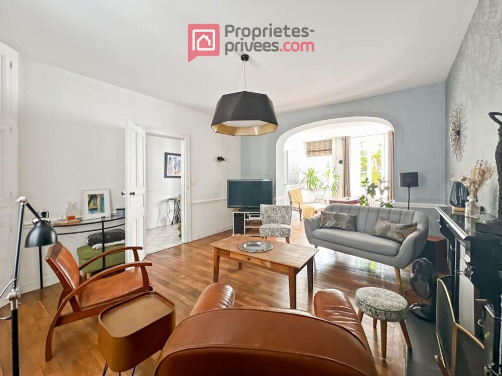 Maison de caractère en centre ville de Chateaubriant 9 pièce(s) 210 m2
