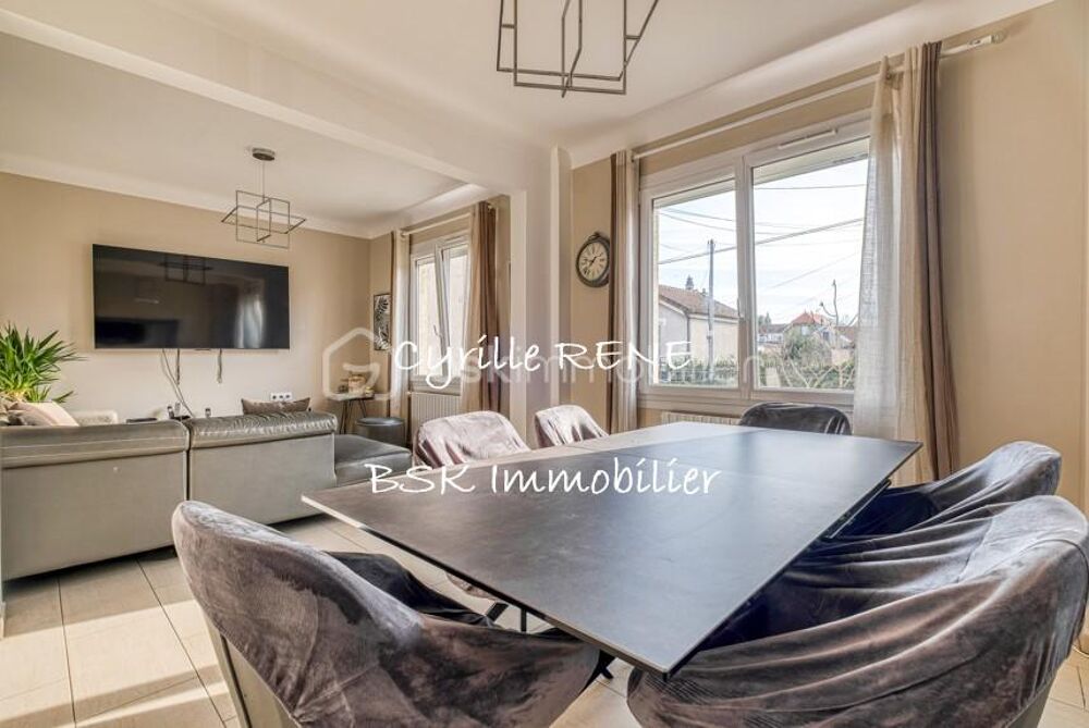 Limite VILLEMOMBLE - Maison Individuelle spacieuse 160m²