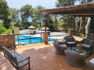  Proprit/chteau  vendre 6 pices 222 m