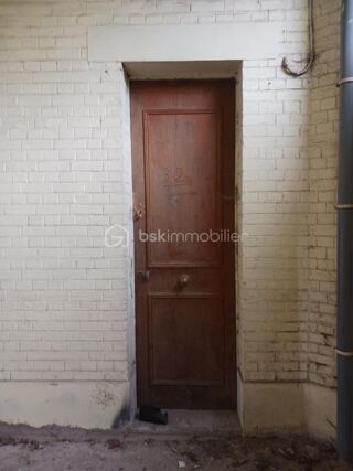  Immeuble � vendre 3 pi�ces 220 m�