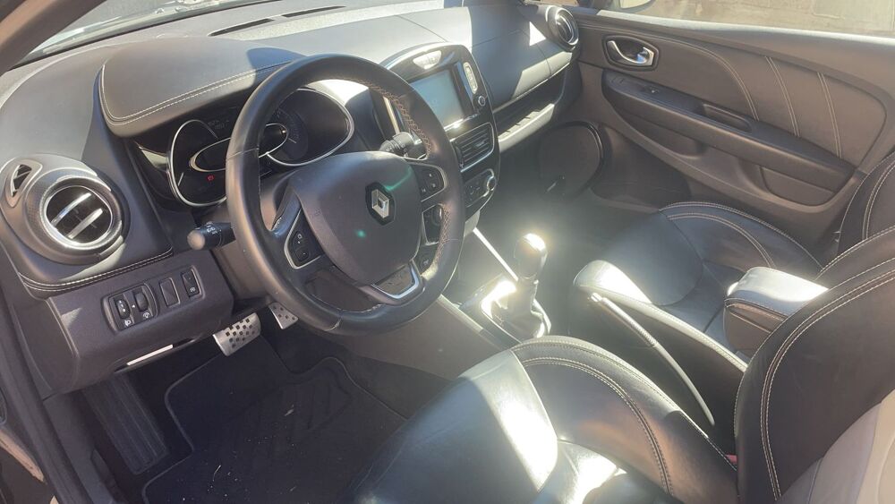 Clio IV 1.2 TCe 120 EDC Intiale Paris 2018 occasion 63310 Saint Sylvestre Pragoulin