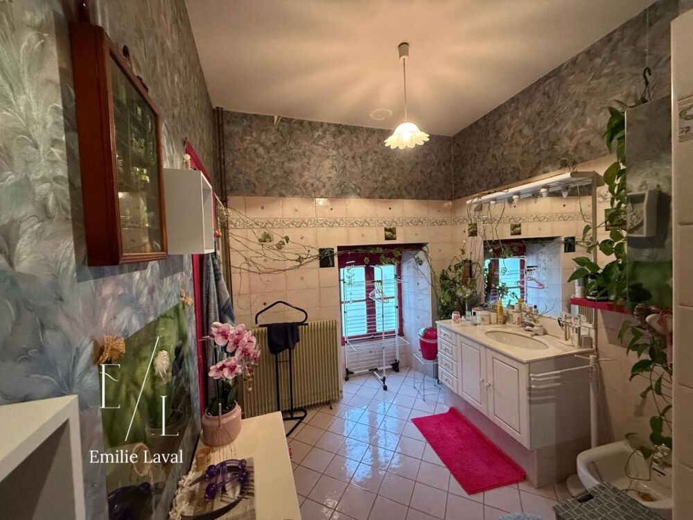 Vente Maison Maison de ville avec grand garage sans extérieur à VILLEFRANCHE DE LONCHAT (24) Villefranche de lonchat