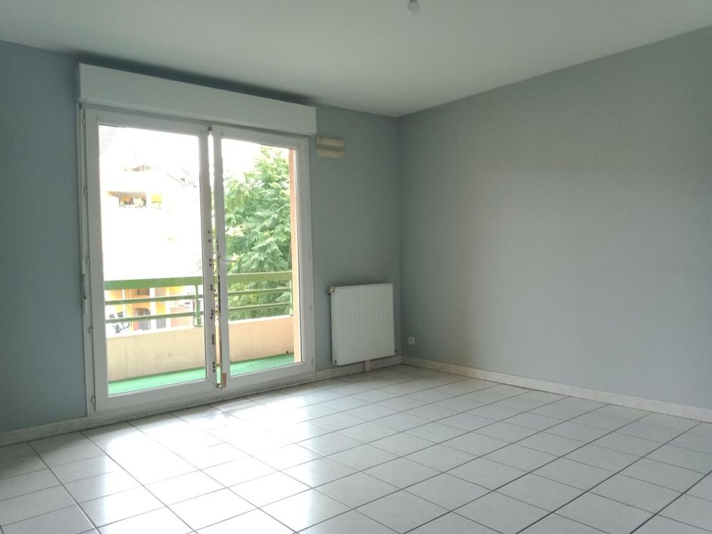 Appartement À Vendre type 3 avec balcon, cave et parking privatif couvert