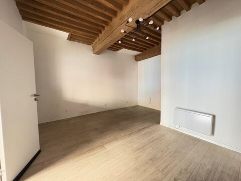   Local commercial, 42 m², Mâcon 
