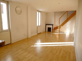  Appartement � louer 2 pi�ces 55 m�