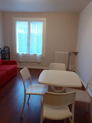 Appartement à louer 1 pièce 29 m²