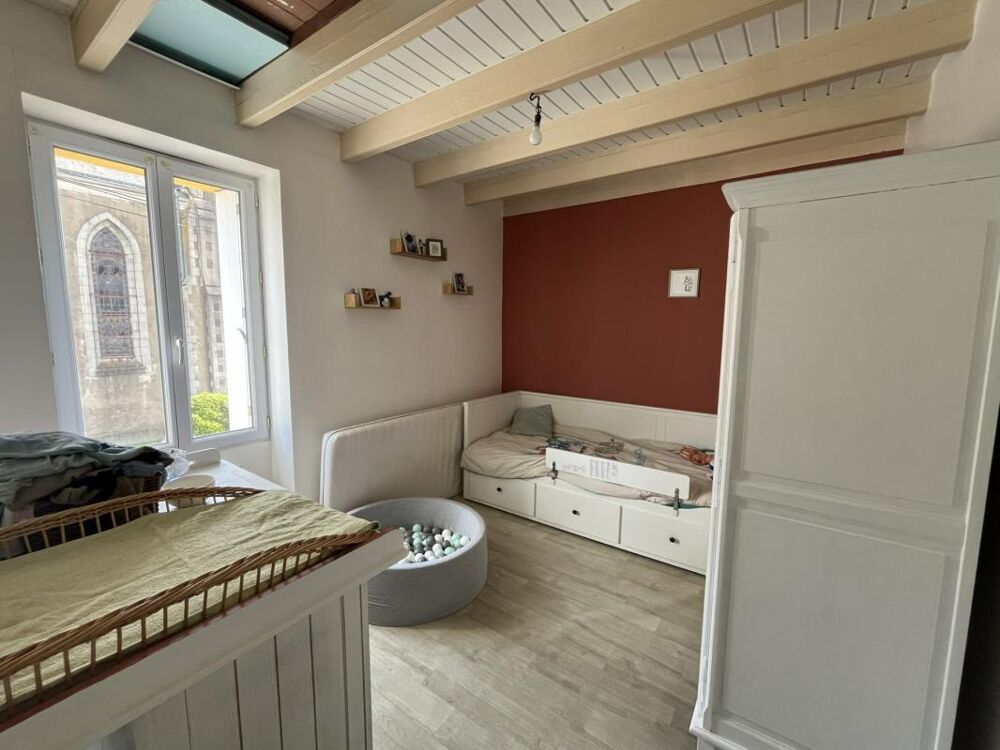Maison 3 chambres avec jardin  Un cadre de vie chaleureux à Plessé