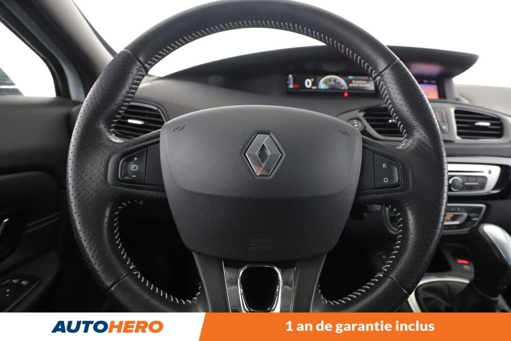 Grand scenic IV 1.5 dCi Bose Edition EDC 5PL 110 ch 2015 occasion 92130 Issy-les-Moulineaux