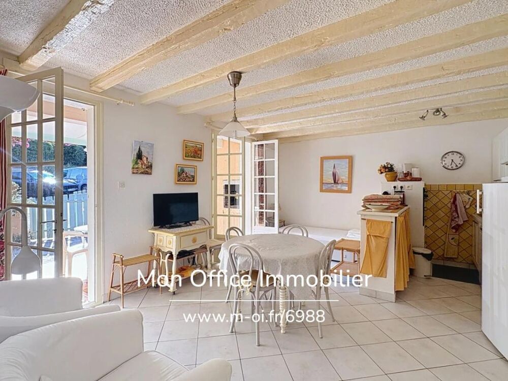 Référence : 6988-LES - MAISON À RAFRAICHIR VUE COLLINES AVEC JARDIN ET PARKING À CAVALAIRE SUR MER