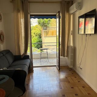  Appartement à louer 2 pièces 32 m²