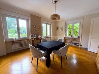  Maison � vendre 10 pi�ces 303 m�