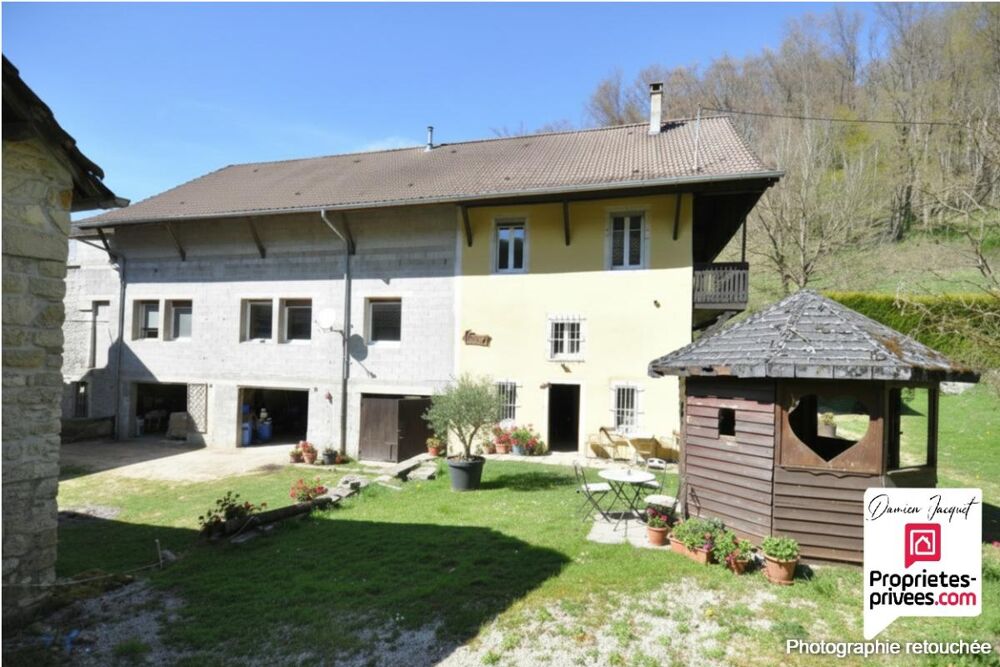 Maison et dépendance Glay 5 pièces 3 chambres 177 .1 m2. Ecuries 298.4 m² . Dépendances 792.44 m²