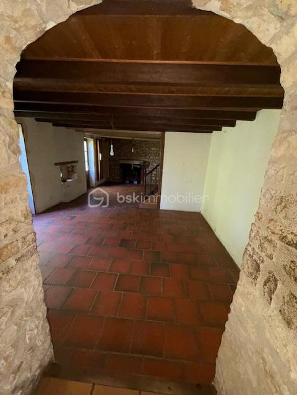 Vente Maison Maison de caractère à rénover avec grand terrain – Fort potentiel ! 8MIN de VALENCE EN POITOU Couhe