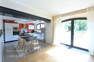  Propriété/château à vendre 8 pièces 289 m²