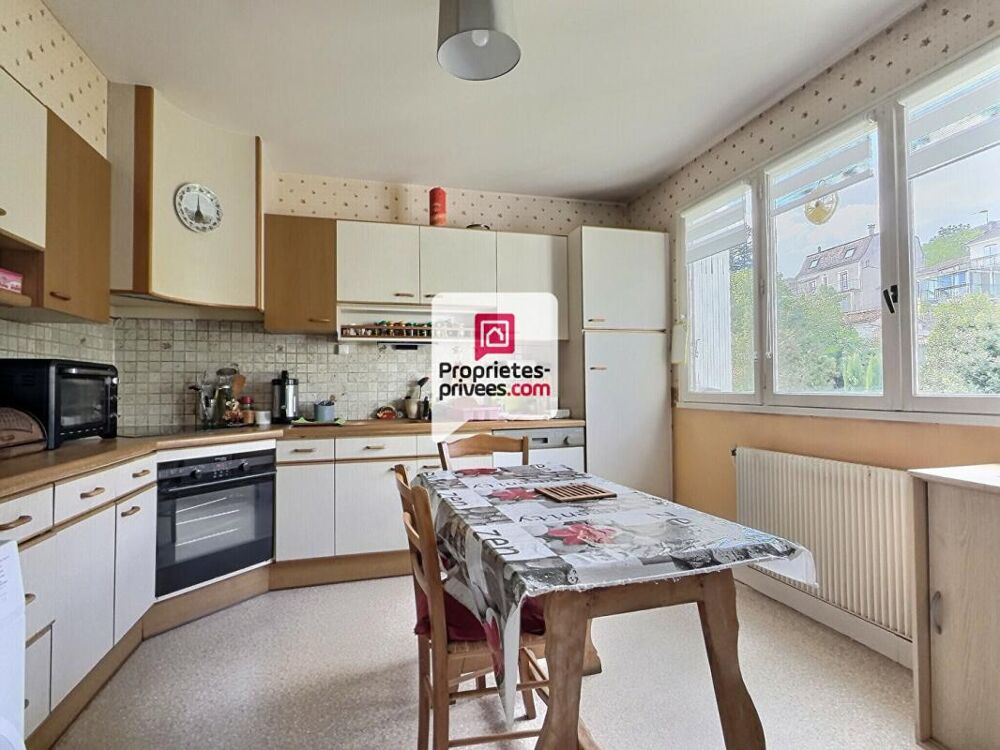 Vente Appartement Appartement T4 d'env. 111m2 avec 3 ch., ascenseur et parking couvert dans secteur prisé sur PERIGUEUX (24000) Perigueux