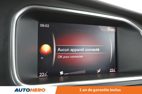 V40 2.0 D2 Momentum Business 120 ch 2017 occasion 92130 Issy-les-Moulineaux