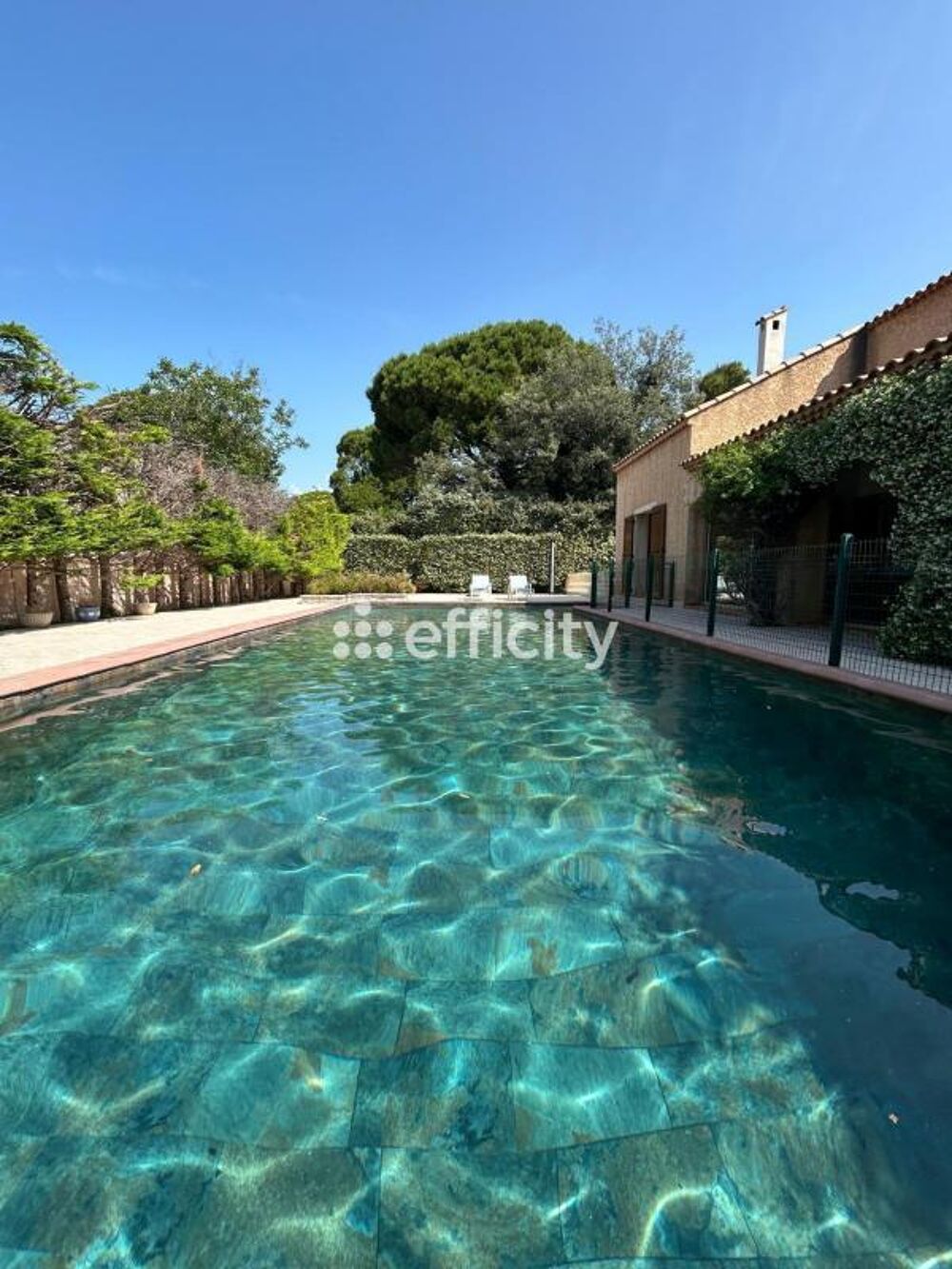 � vendre  Maison La Couronne Carro (13500)