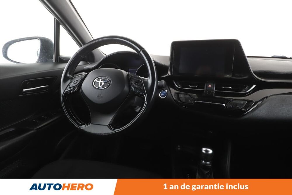 C-HR 1.8 Hybride Dynamic 122 ch 2018 occasion 92130 Issy-les-Moulineaux