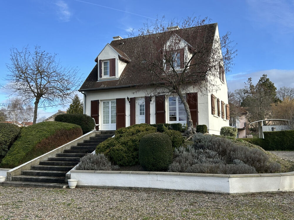 LES MARTRES D'ARTIERE MAISON DE 101 M2 SUR 1468 M2 DE TERRAIN