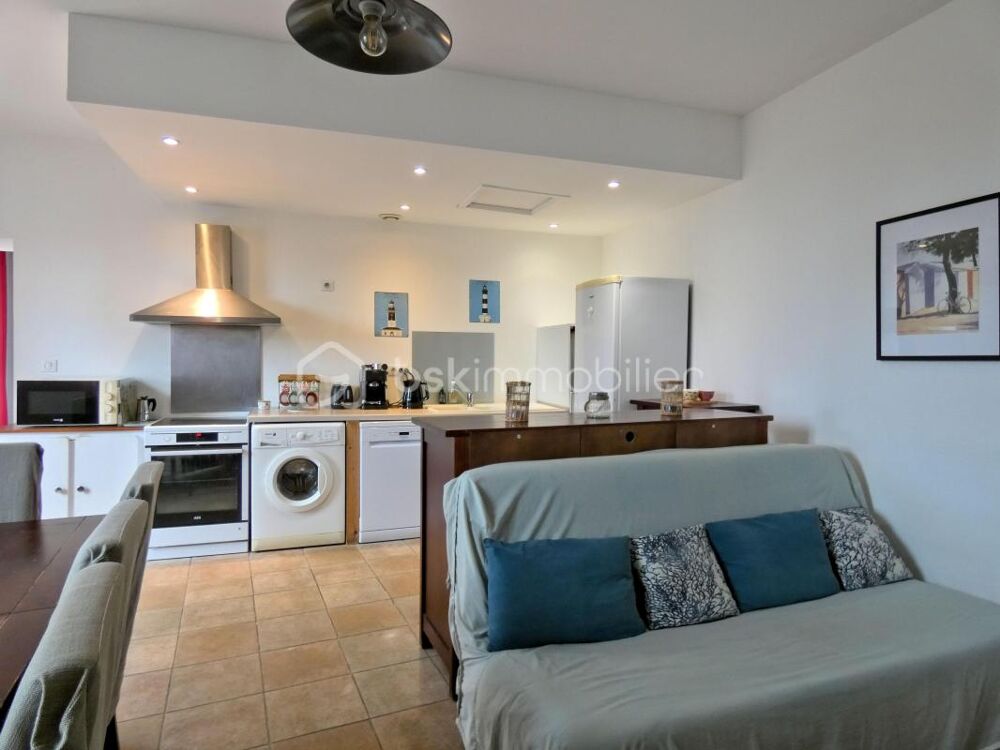 Saint-Georges-d'Oléron  T3 duplex avec piscine au coeur du bourg