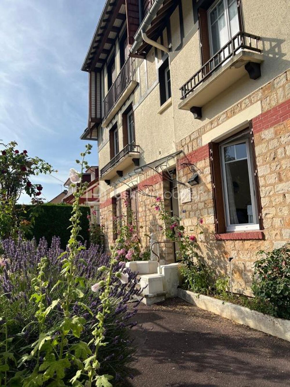 APPARTEMENT MEUBLE BAGNOLES DE L'ORNE