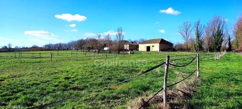   Propri�t� agricole avec maison de 205 m2, grange de 415 m2 et ancien s�choir � tabac de 270 m2 � vendre � FLEURANCE (32), sur te Propri�t�/ch�teau - 6 pi�ce(s) - 205 m�