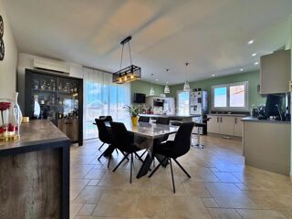  Villa � vendre 5 pi�ces 135 m�