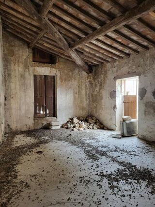  Immeuble  vendre 4 pices 128 m