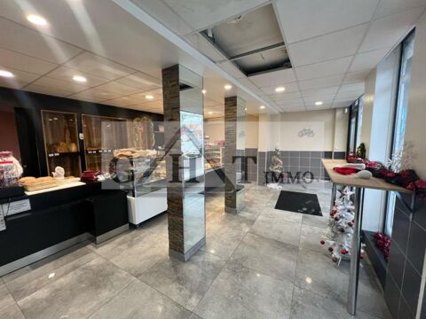   SPECIAL INVEST 4 boutiques pour 541 m² à vendre à CHELLES 