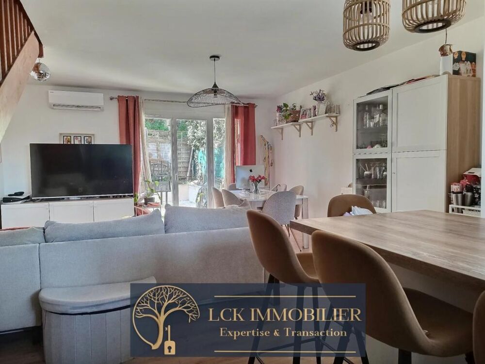ROQUEBRUNE SUR ARGENS - MAISON A PROXIMITE DE TOUTES COMMODITES AVEC JARDIN ET GARAGE