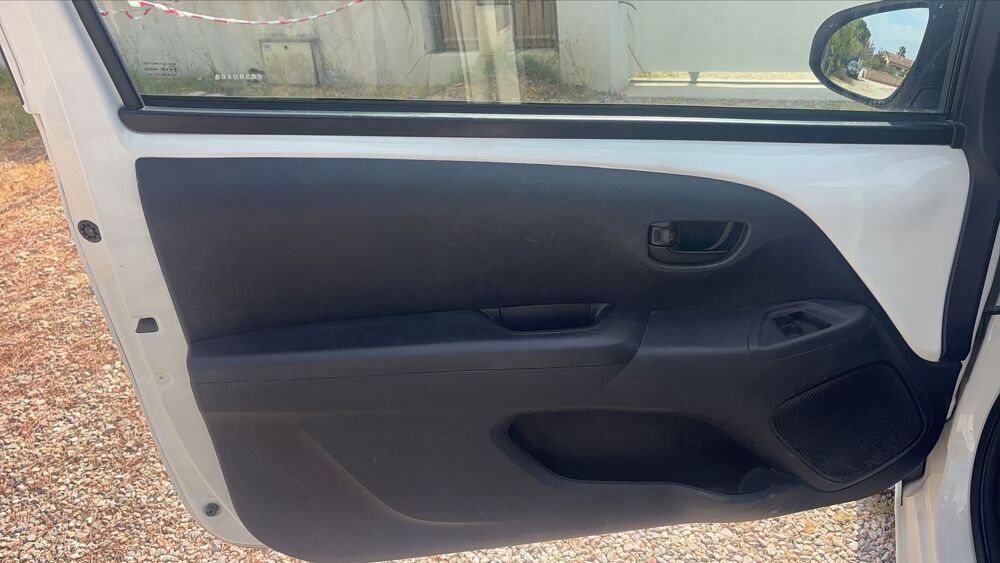 C1 1.0 VTi 68 Feel 2015 occasion 83550 Vidauban