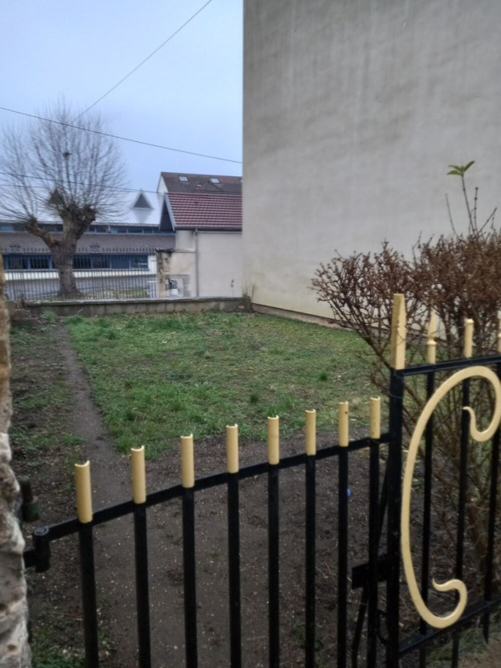 Maison en pierre de 160 m2 à rénover - Gray (70100)