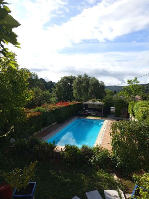   Maison de 150m2 à louer sur Salernes Maison - 4 pièce(s) - 150 m²