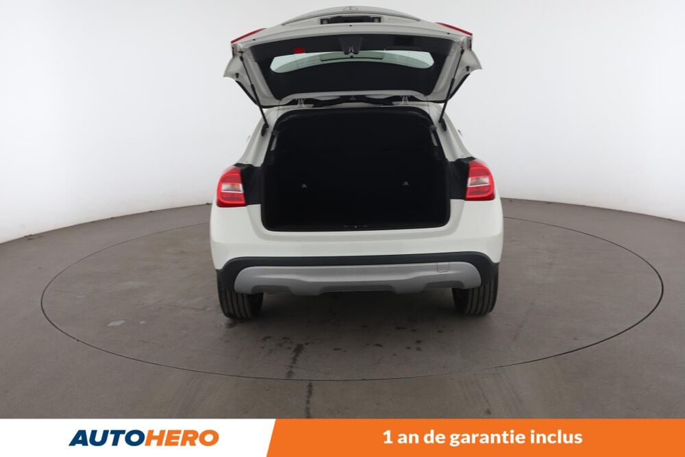 Classe GLA 180 Intuition 122 ch 2015 occasion 92130 Issy-les-Moulineaux