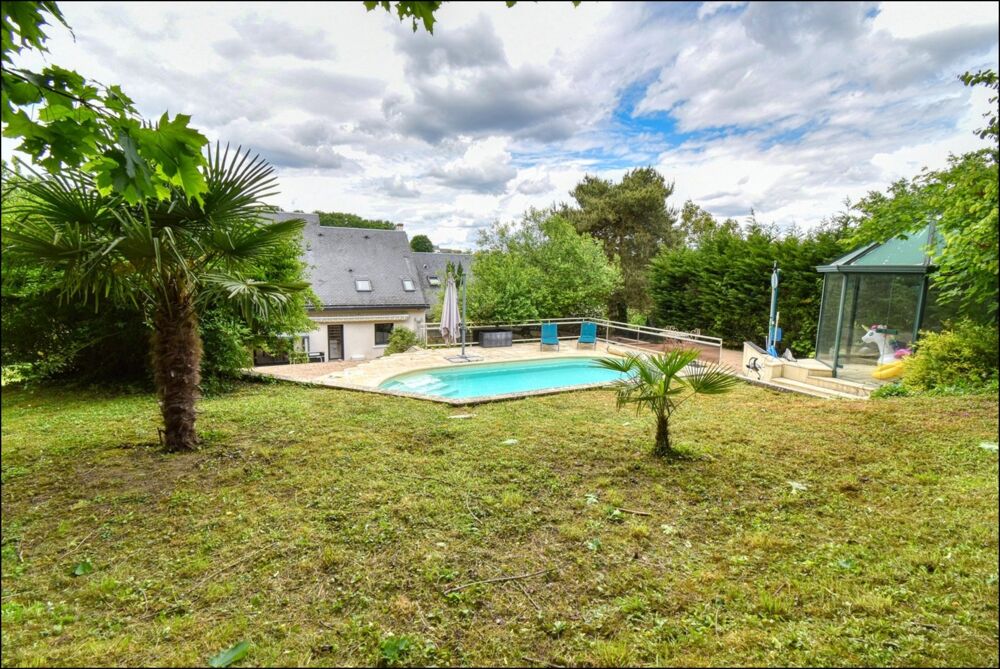 Maison familiale à vendre 8 pièces SAINTE MAURE DE TOURAINE (37)