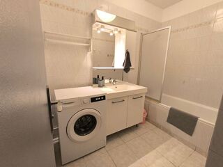  Appartement � louer 4 pi�ces 77 m� Lyon 07