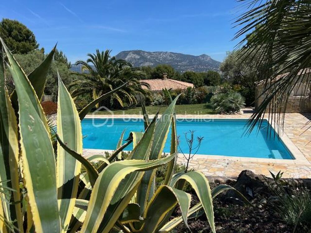 Vente Villa Villa de prestige de 240m² - 5 chambres avec piscine et Pool House - OLLIOULES Ollioules