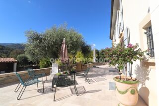  Propri�t�/ch�teau � vendre 15 + pi�ces 922 m� Penta di casinca